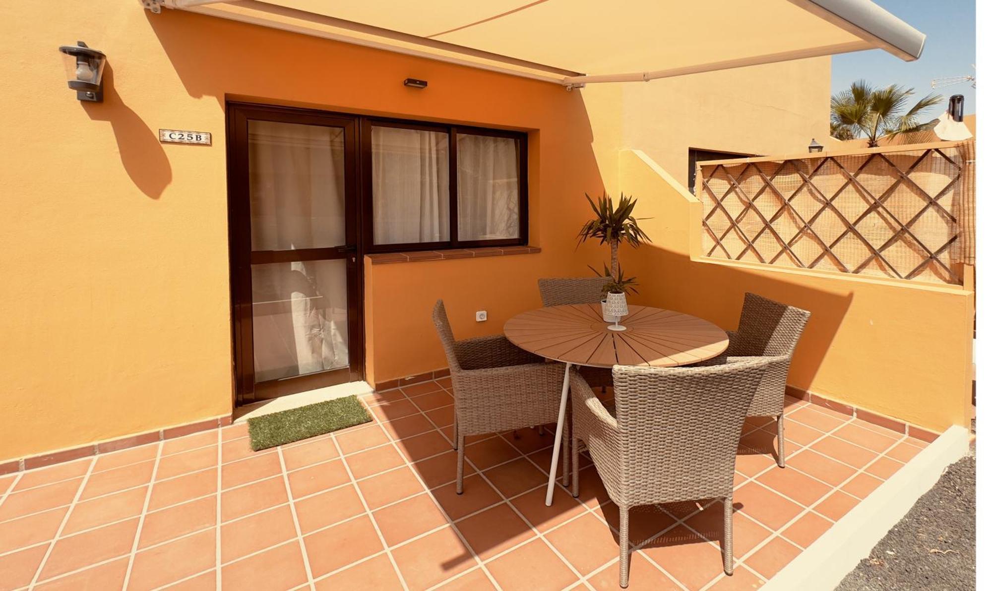 Golden Dream, Swimming Pool And Parking Villa Corralejo Exterior photo